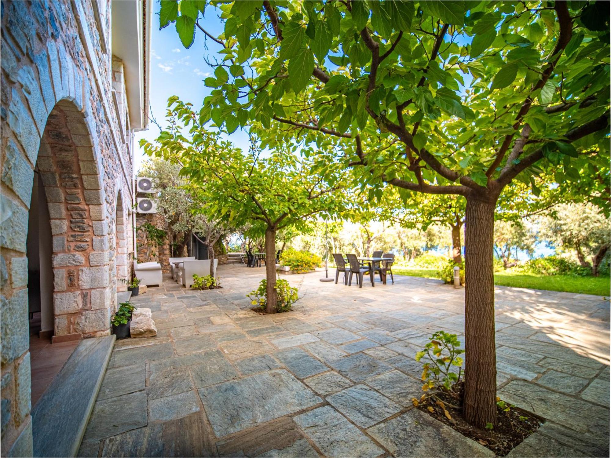 St George'S House Apartment Potistika Luaran gambar